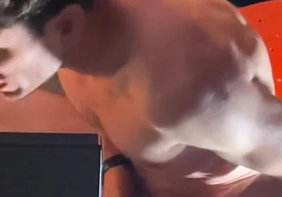 Solo Jerk in Garage, Discreet, but Still Classic Voyeuristic
