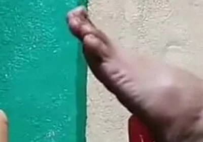 Barefoot Witch Dildo 2