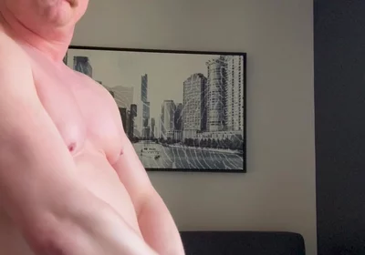 Hotel Busting a Load