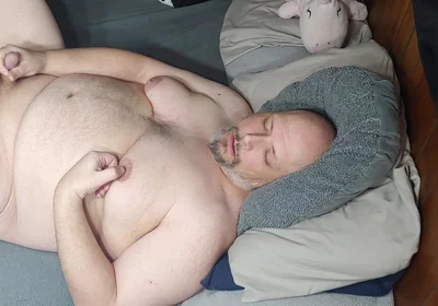 Chubby Guy Jerk and Cum
