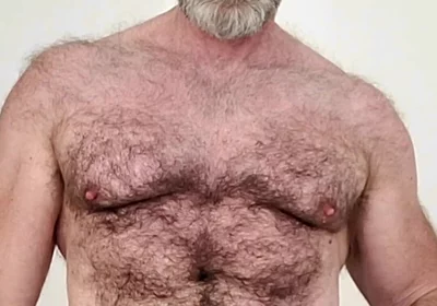 Sexy Hairy Muscle Bear