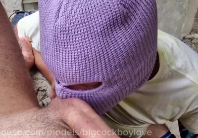 He Fucked a Stranger Hard in an Abandoned Building, Cumming Right in His Ass