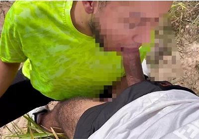 I Was Masturbating And This Man Arrived And We Ended Up Fucking In The Middle Of The Road