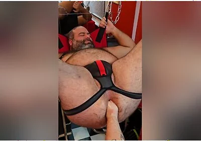 Stuudz Is Having An Amazing Moment Getting Fisted In The Sling
