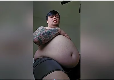 Belly Button - Burping Feedee