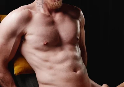 Muscular Aussie Straight Got Edged with Sounding