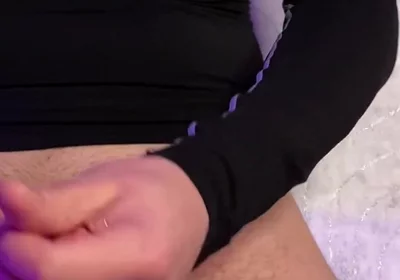 The Guy Jerks off His Big Dick After Training in the Gym and Gives You a Lot of His Load