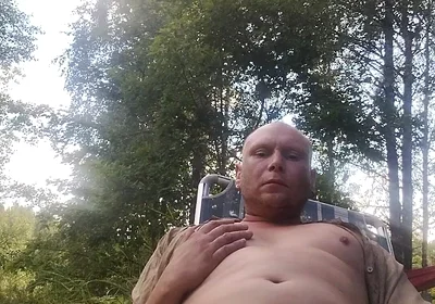 Risky Outdoor Masturbation.