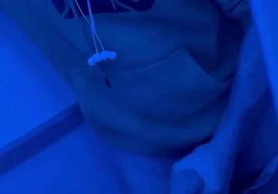 Masturbating at 30,000 Ft