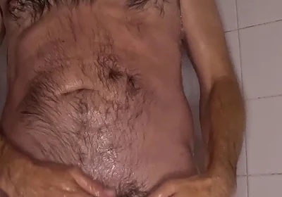 Sexy Dilf in the Shower Close up Cum Playing with Belly Button - Rockardglans 208