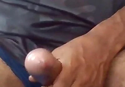 Straight Guy Stroke Huge Cock an Cums Loads