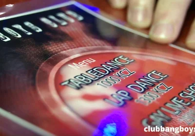 Public Bareback Fuck in a Stripclub