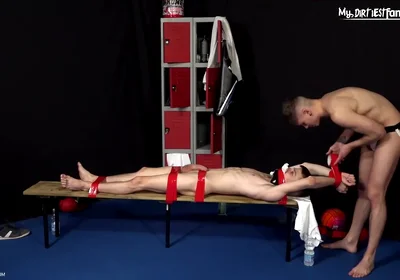 Bench-bound Sub Captivity