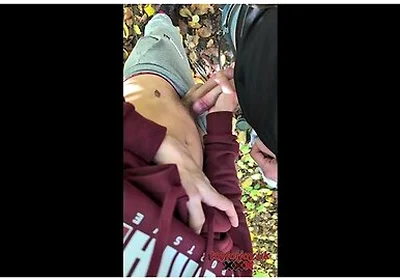 James Lewis And Taylor Jay - British Lad Have Fun In The Woods With Cumshot
