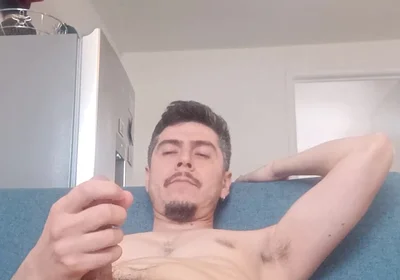 Big Dicked Daddy Shots a Big Thick Cum