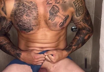 Hot Cumshot Closer with No Touch
