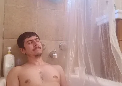 Handsome Man Explodes Thick Cum in the Bathtube