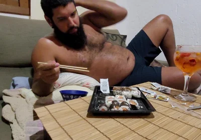 100-piece Sushi Challenge: Completely Maxed Out & Bloated