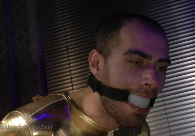 Zeus Goldy Bondage Challenge