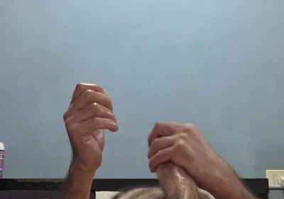 Straight Guy Jerks off in Close-up