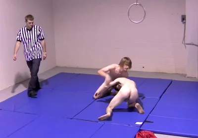 Strip Wrestling - Chapter 2