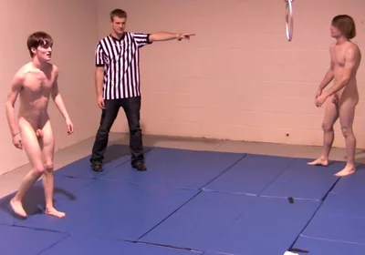 Strip Wrestling - Chapter 3