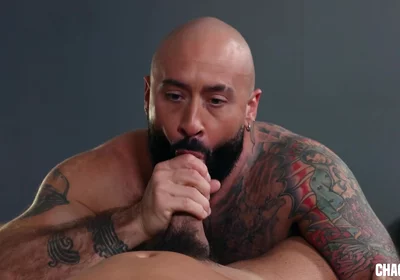 Raw: Sultry Latinos Share A Kiss