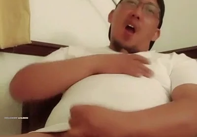 Solo Daddy Hard, Heavy, Hungry