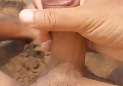 Ladysilva on the Beach Jerking off and Cumming a Lot